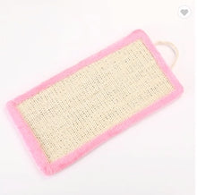 Load image into Gallery viewer, Sisal Woven Scratching Mat