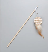 Load image into Gallery viewer, Sisal Mouse/Round/Ball/Fish with Feather Cat Teaser
